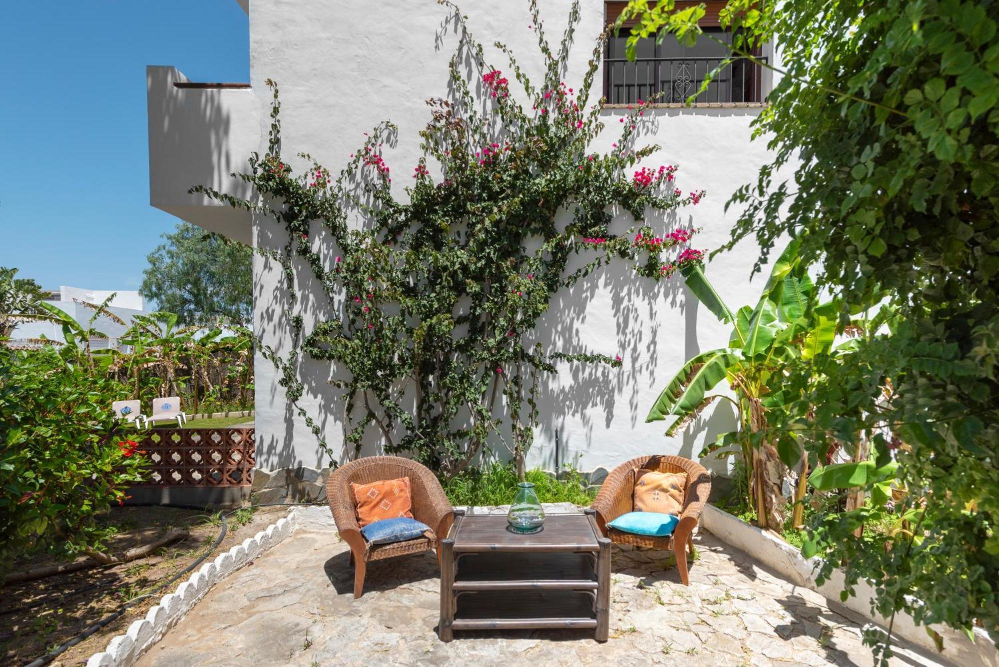 Suites Cortijo Fontanilla Conil De La Frontera Exterior photo